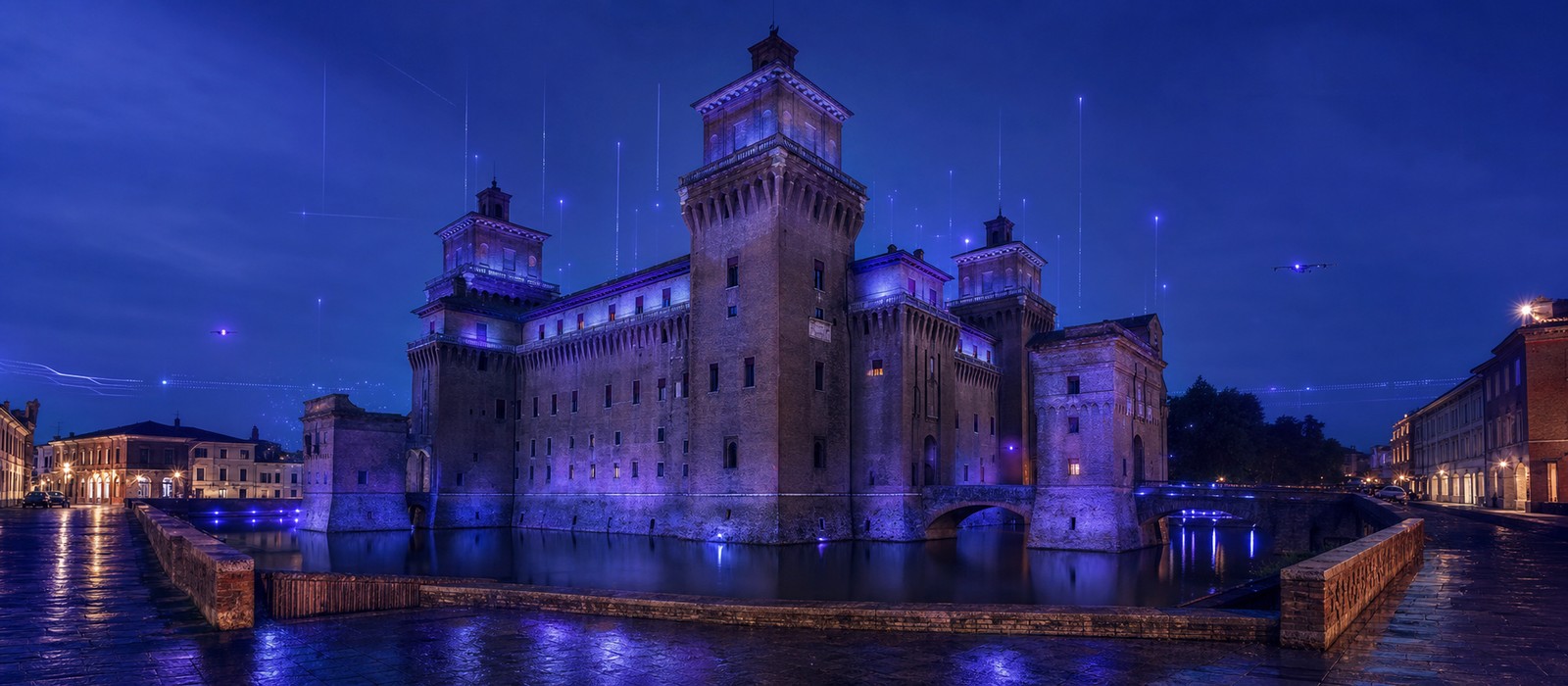 Castello Estense, Ferrara, in stile futuristico