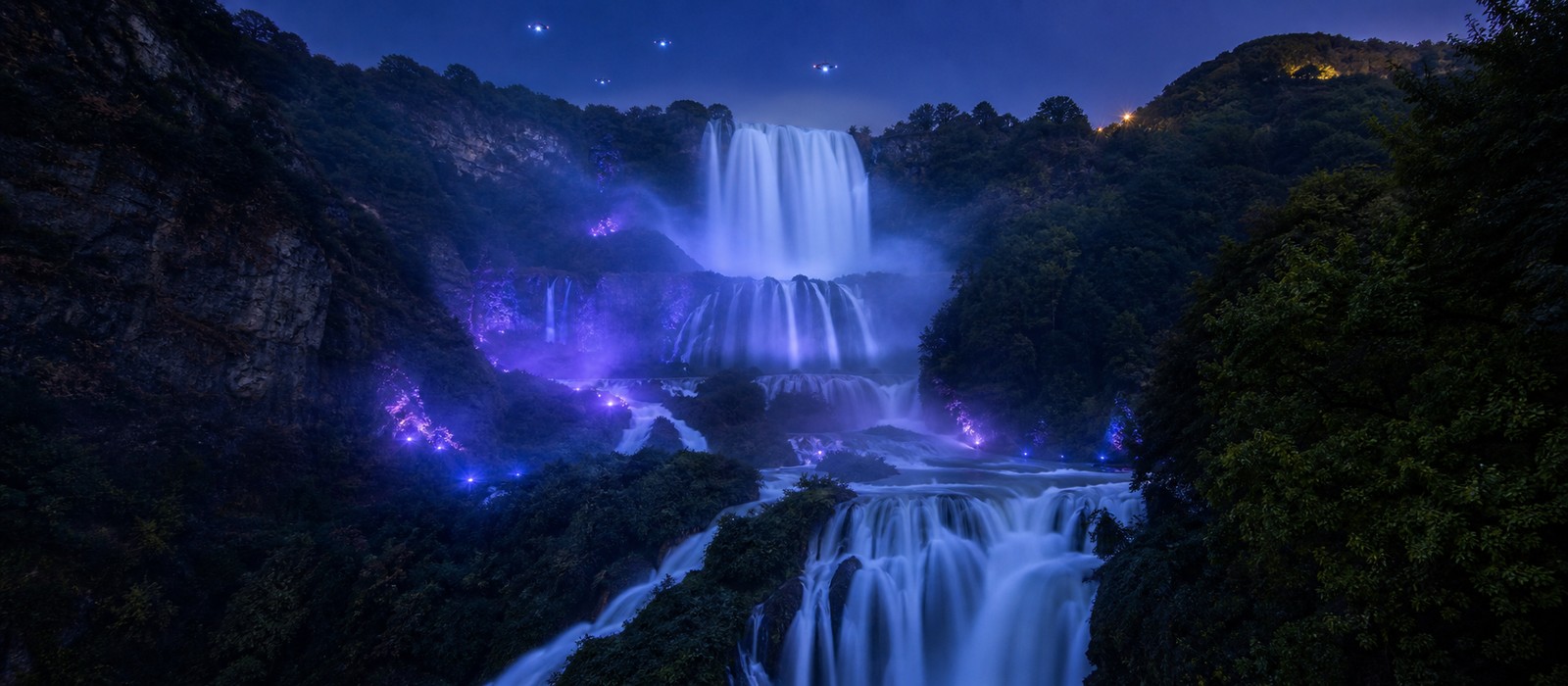 Cascata delle Marmore, Terni, in stile futuristico