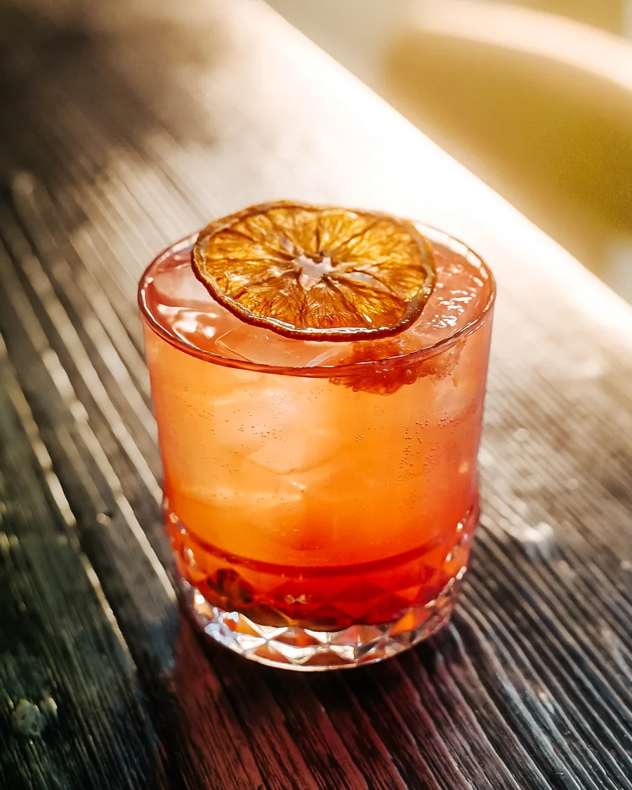 Negroni, uno dei cocktail della carta Narciso