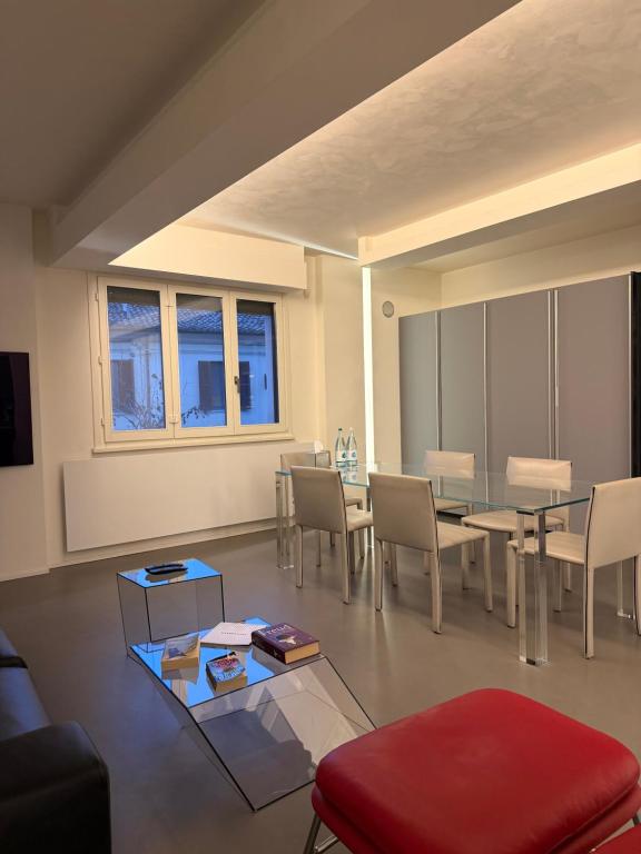 Zona pranzo reale dell'appartamento
