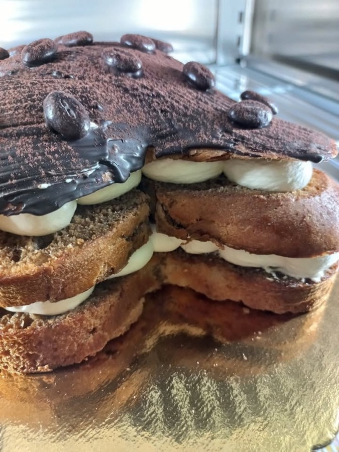 Torta artigianale al tiramisù con chicchi di caffè, homepage reale del sito Luca e Luca